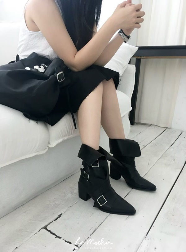 方扣頭尖頭靴(偏小半號/5公分)